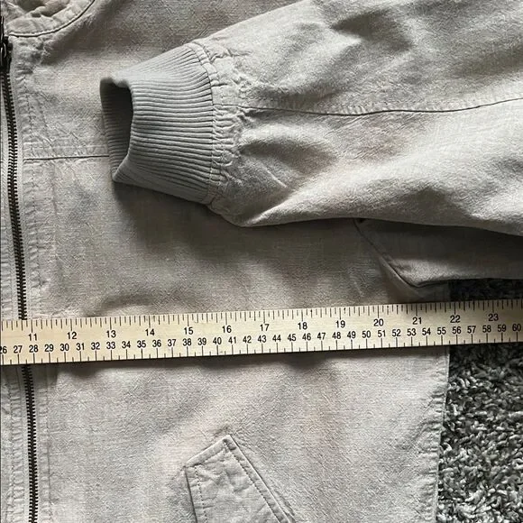 Like New! Banana Republic Linen-Blend Bomber Jacket in Sand in Size M